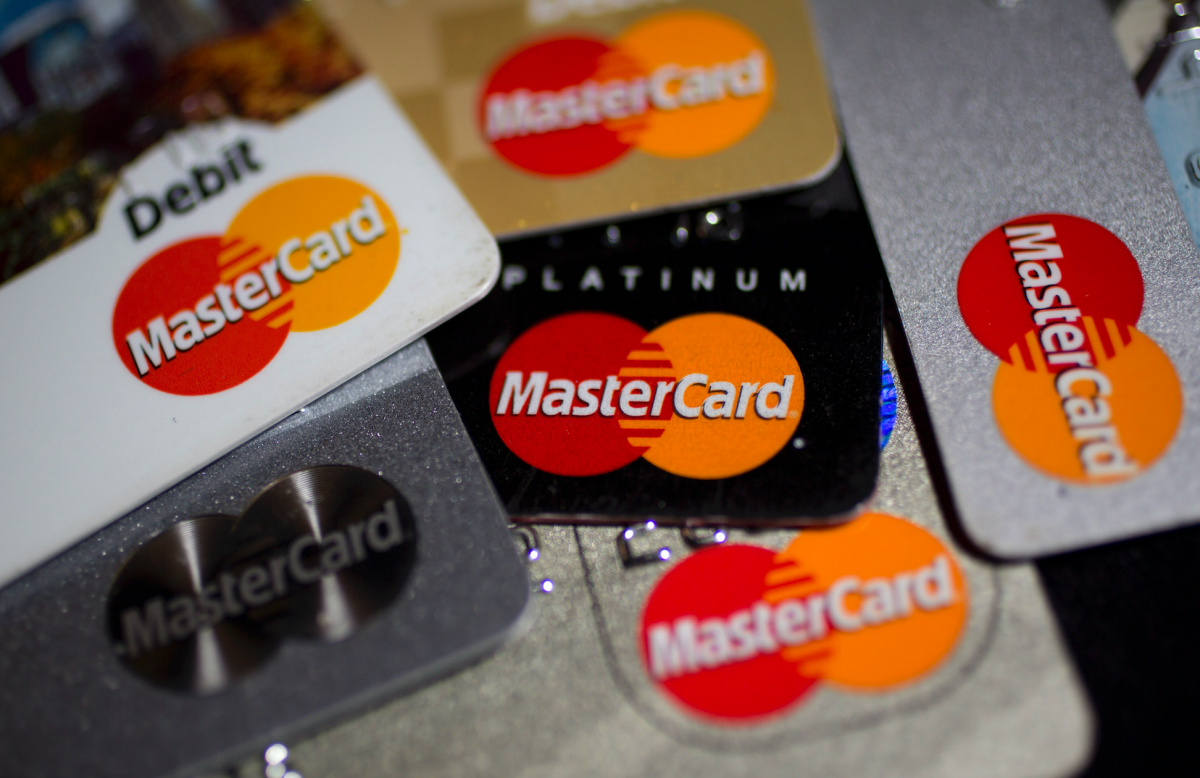 La société de cartes de crédit MasterCard veut faciliter les remboursements  pour les achats en crypto-monnaie. - Journal du Coin