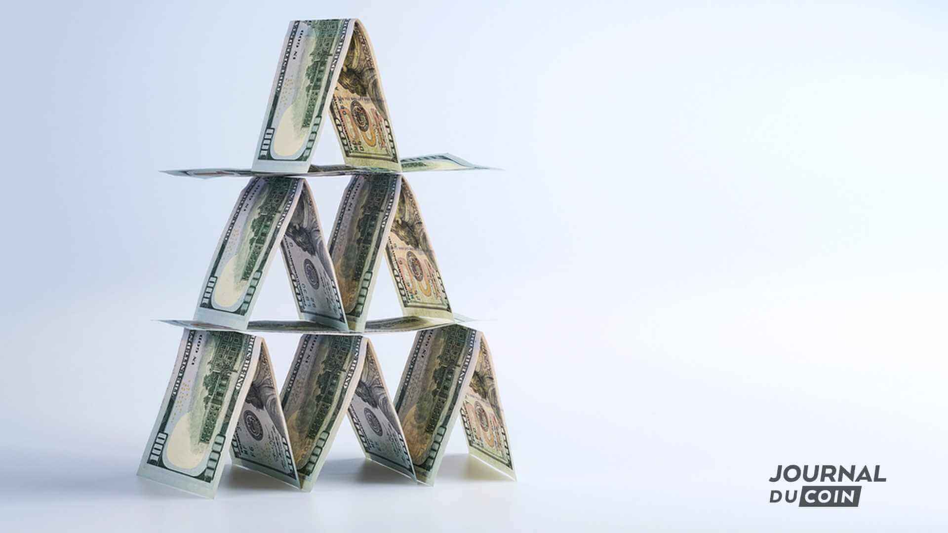 Selon les auteurs de cet article, Bitcoin et les cryptomonnaies ne sont qu'une gigantesque pyramide de Ponzi. Ils tentent d'en faire la démonstration en illustrant leurs propos par les pires exemples et les pires déclarations. Un must du genre !