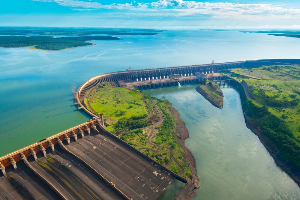 La puissance déployée par le barrage est parfaitement adaptée à la production de bitcoin propre et responsable que promeut Startmining
