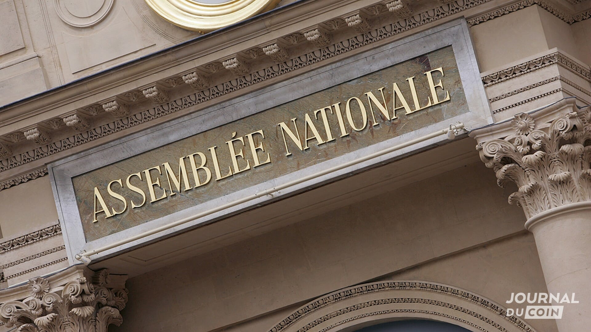 Scandale crypto : Un ex-député français mis en examen pour corruption et trafic d’influence