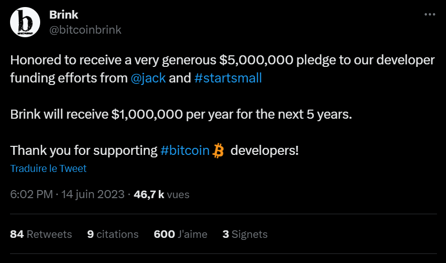 Jack Dorsey et son fond Start Small vont donner 5 millions de dollars sur cinq ans à l'organisation à but non lucratif Brink. Il s'agit de développer le réseau et le protocole Bitcoin en soutenant financièrement des projets et des développeurs qui travaillent sur ces sujets. Jack Dorsey confirme tout l'intérêt qu'il porte à la première du marché !